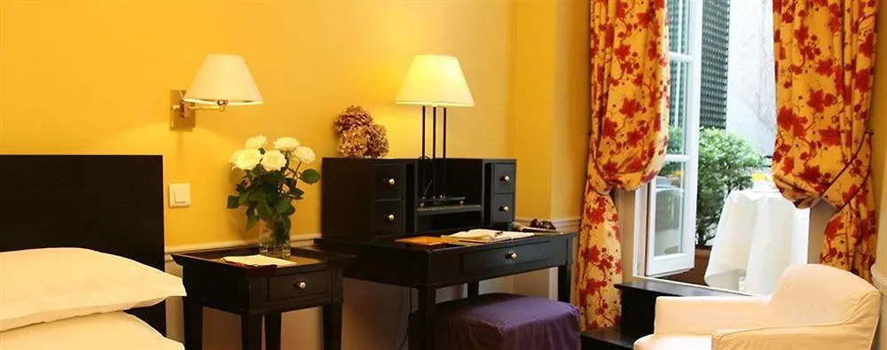פריז Hotel Le Lavoisier & Spa