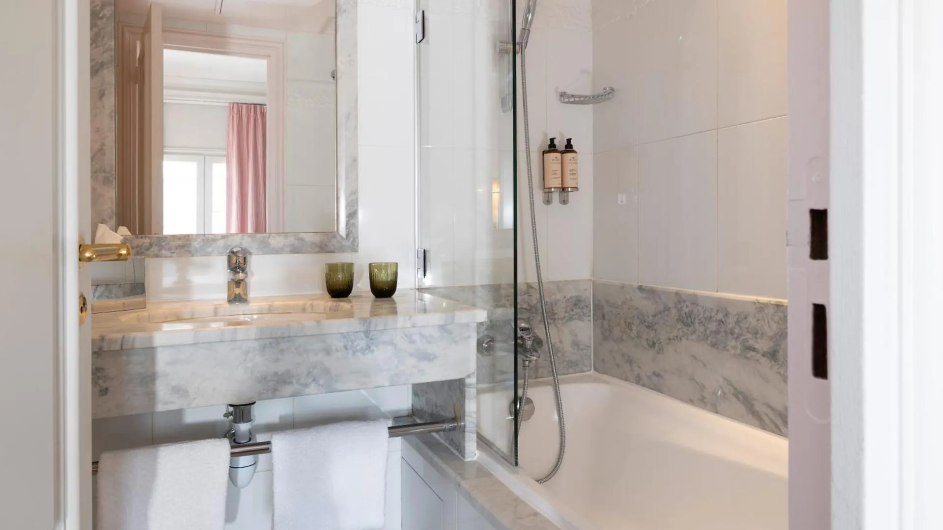 Hotel Le Lavoisier & Spa Paryż Francja