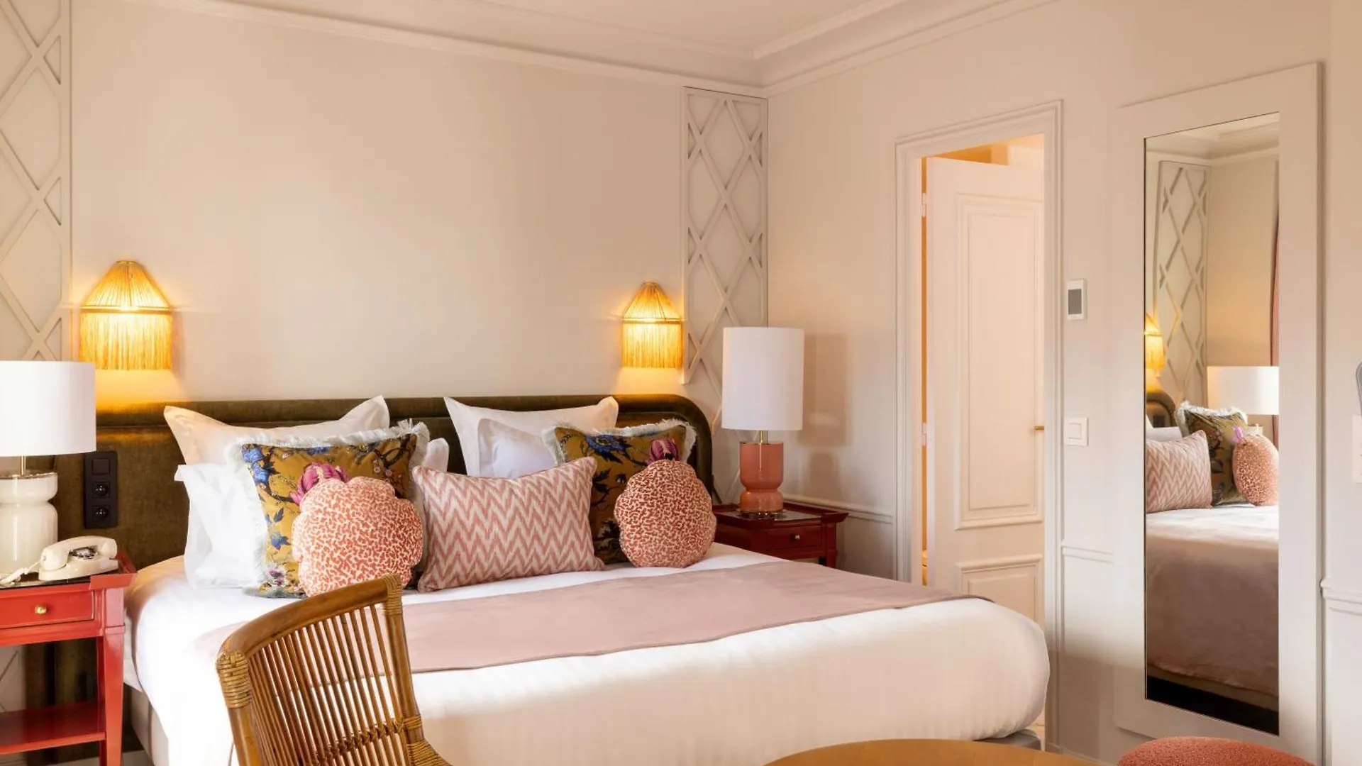 פריז Hotel Le Lavoisier & Spa 4*,
