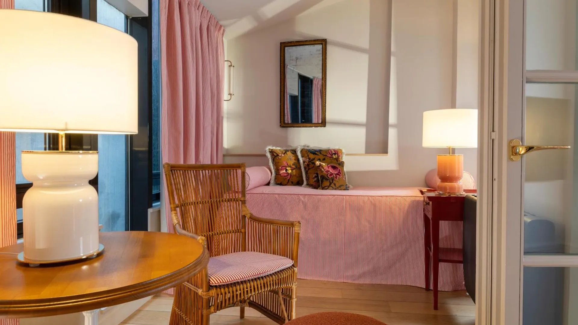 Hotel Le Lavoisier & Spa Paryż