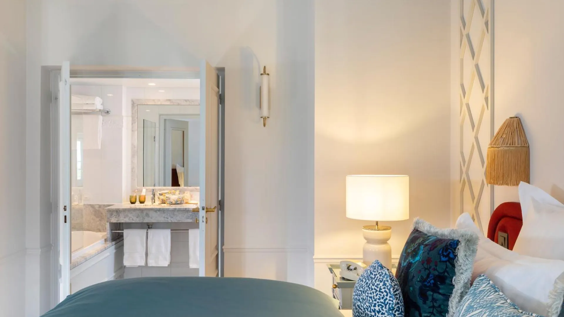 פריז Hotel Le Lavoisier & Spa
